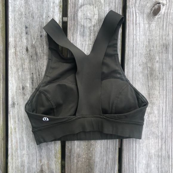 SOLD Lululemon Fast & Free Bra size 2 - Picture 2 of 2